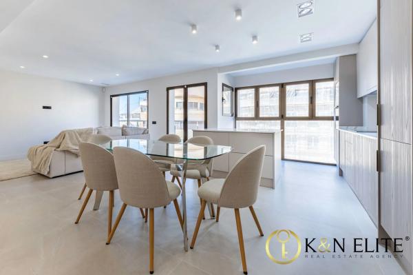 Piso en rambla de Méndez Núñez