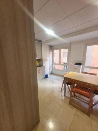 Piso en calle Castaños