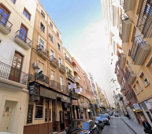 Piso en calle Bazán