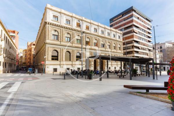 Piso en avenida General Marvá