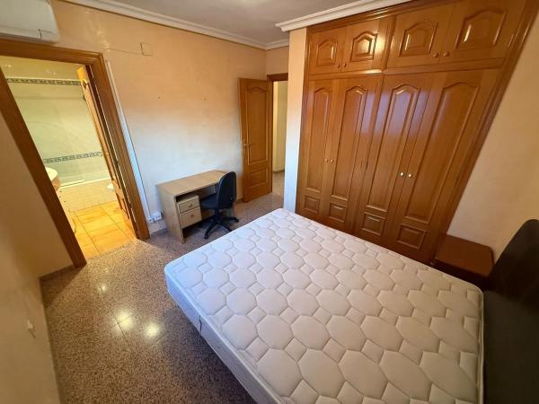 Piso en calle Penáguila