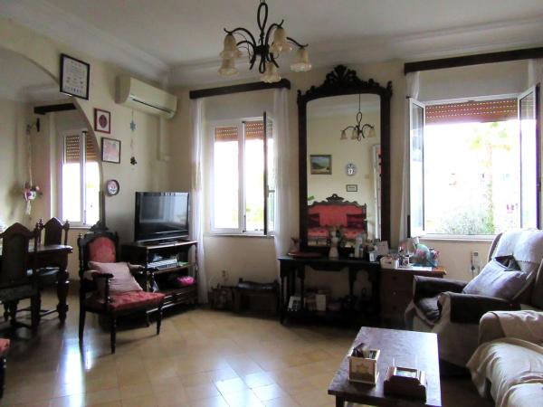 Piso en calle del Médico Pascual Pérez, 31