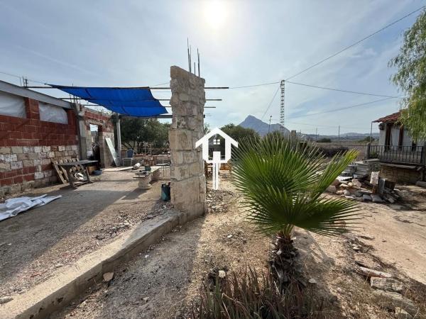 Casa independiente en camino de Pepe Campaneta