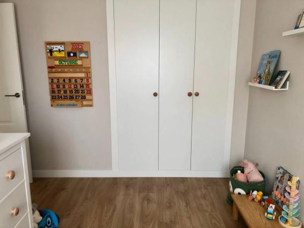 Chalet adosado en calle Atenas, 2