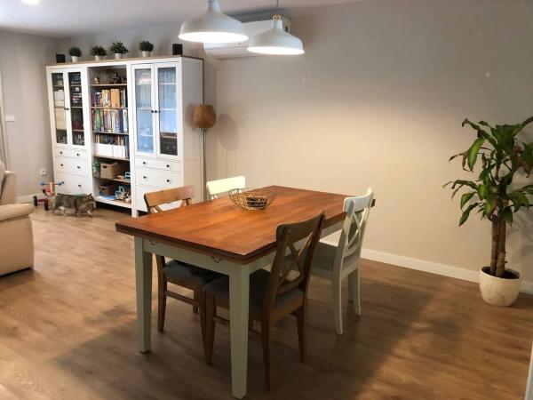 Chalet adosado en calle Atenas, 2