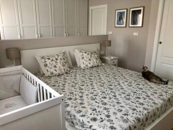 Chalet adosado en calle Atenas, 2