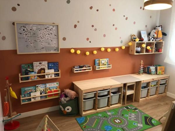 Chalet adosado en calle Atenas, 2