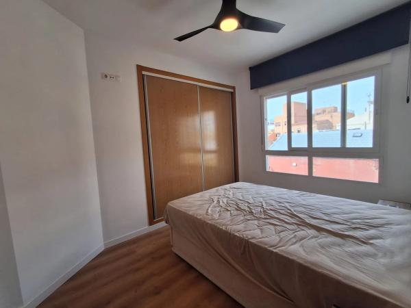 Piso en calle Suiza, 16