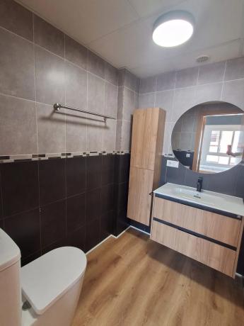 Piso en calle Suiza, 16