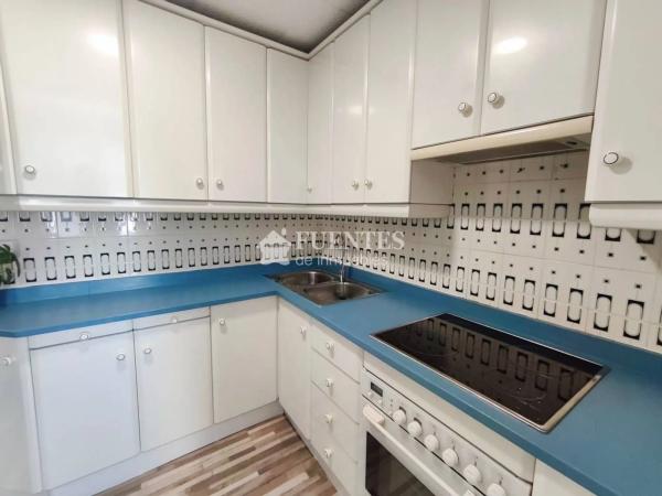 Piso en calle Uruguay