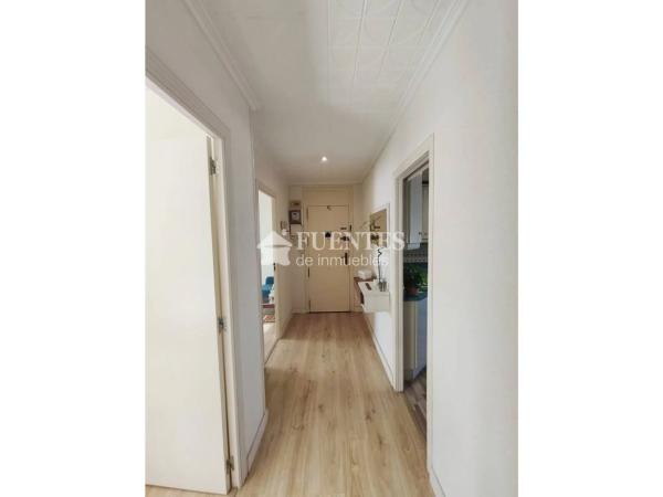 Piso en calle Uruguay