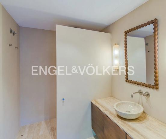 Casa independiente en avenida Albufereta