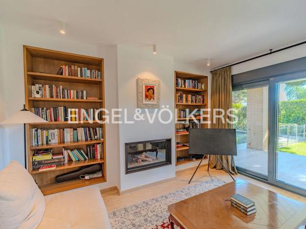 Casa independiente en avenida Albufereta