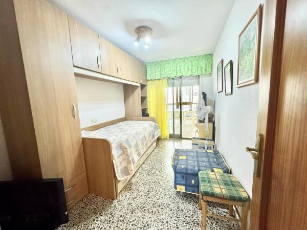 Piso en avenida de Holanda