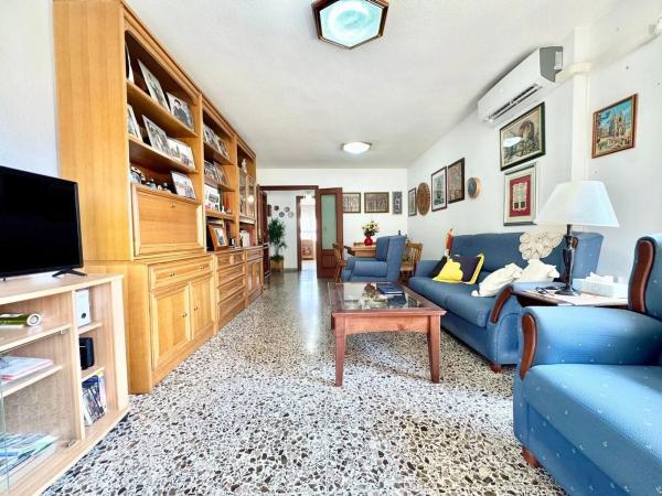 Piso en avenida de Holanda