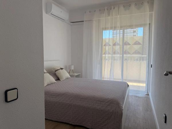 Piso en Av Paises Escandinavos, 6