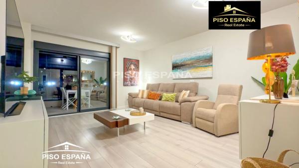 Piso en CL Periodista Tirso Marin