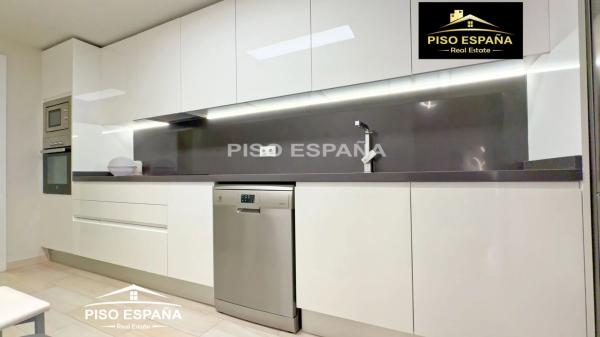 Piso en CL Periodista Tirso Marin