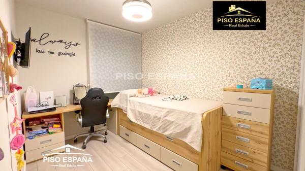 Piso en CL Periodista Tirso Marin