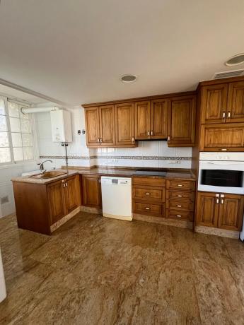 Piso en calle Corbeta