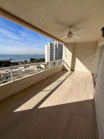 Piso en calle Corbeta