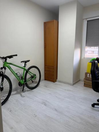 Piso en avenida Países Escandinavos