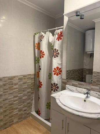 Piso en avenida Países Escandinavos