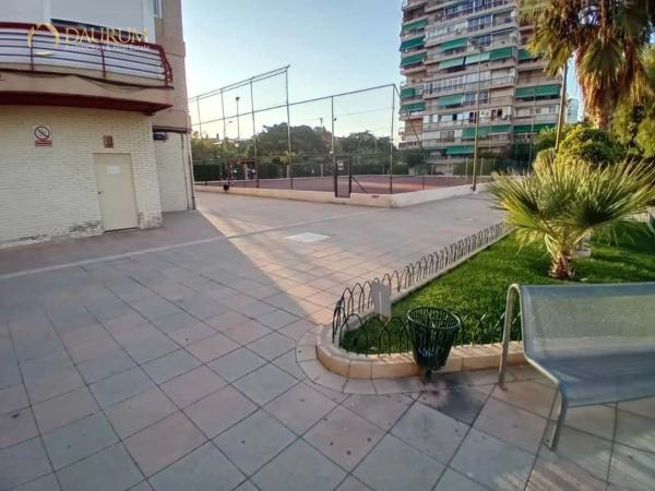 Piso en calle Esportista Juan Matos