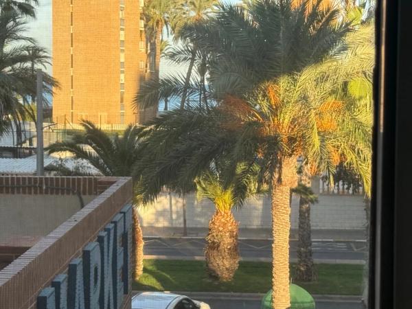 Piso en avenida Países Escandinavos