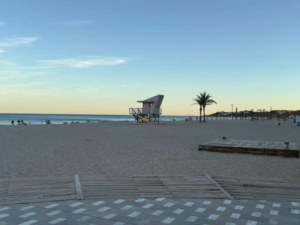 Piso en avenida Países Escandinavos