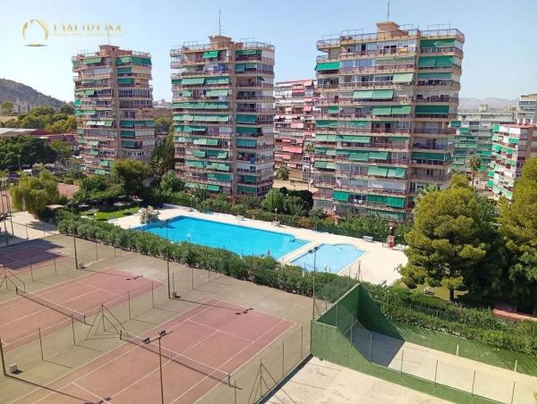 Piso en calle Esportista Juan Matos