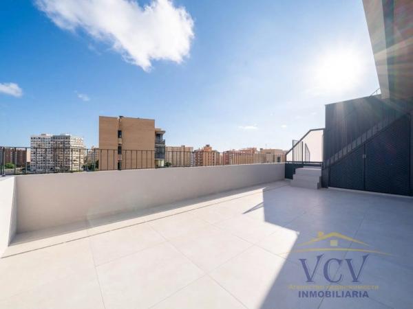 Ático en calle Periodista Asuncion Valdes