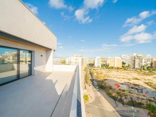 Ático en calle Periodista Asuncion Valdes