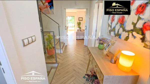 Chalet adosado en Av Arq Felix Candela