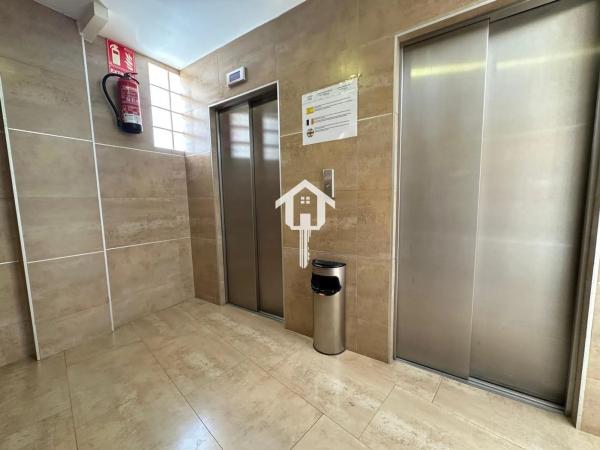 Piso en calle del Torero Luis Francisco Esplá