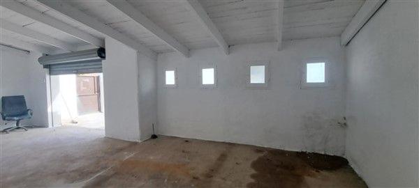 Casa independiente en avenida del Locutor Vicente Hipólito