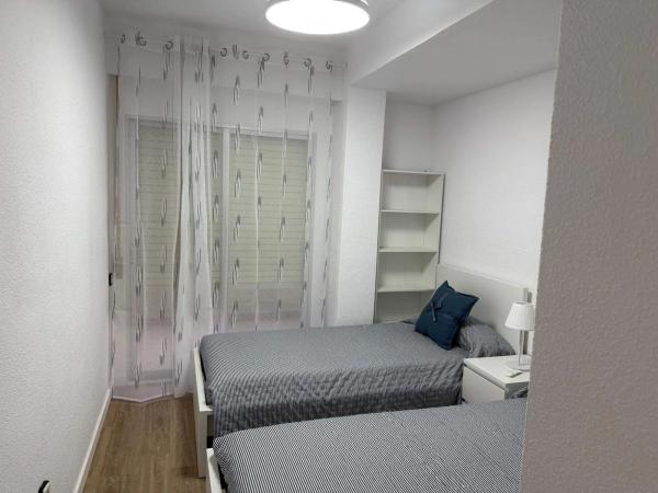 Piso en avenida Países Escandinavos