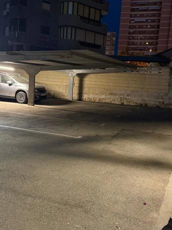 Piso en avenida Países Escandinavos