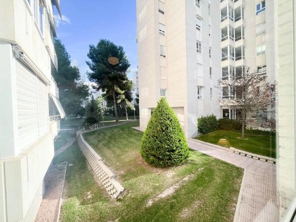 Piso en avenida de la Costa Blanca, 102