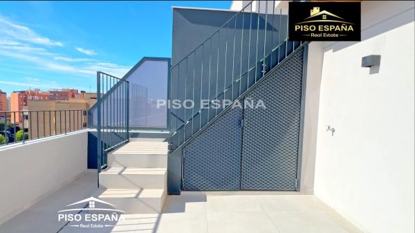 Ático en calle Trident