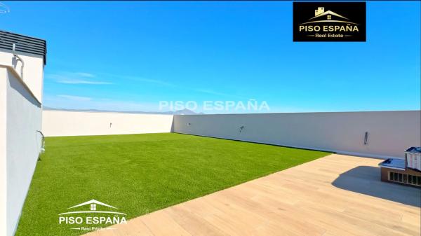 Ático en calle Trident