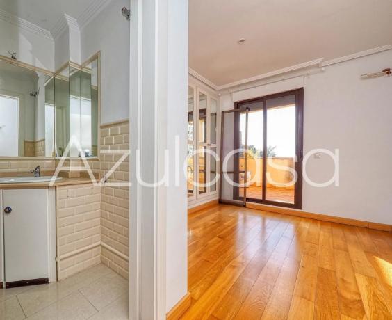 Ático en calle Díaz Moreu