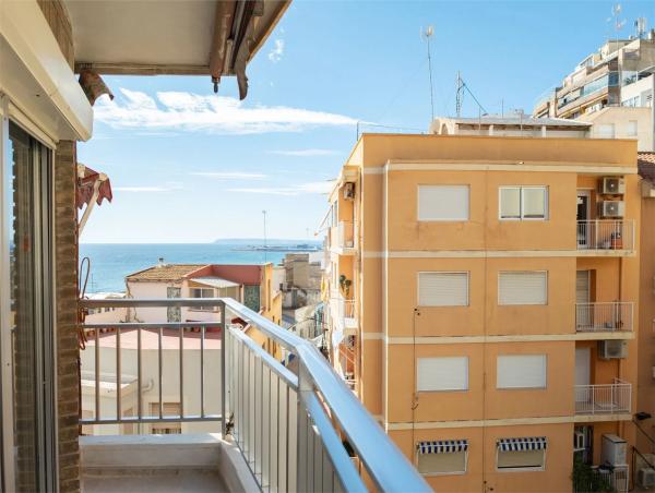 Piso en avenida de Dénia