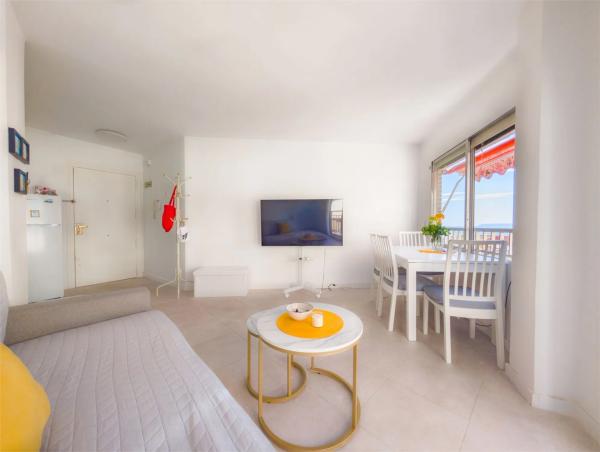 Piso en avenida de Dénia