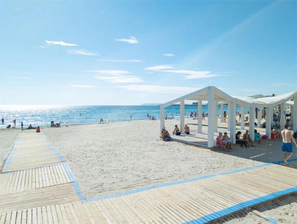 Piso en avenida de Dénia