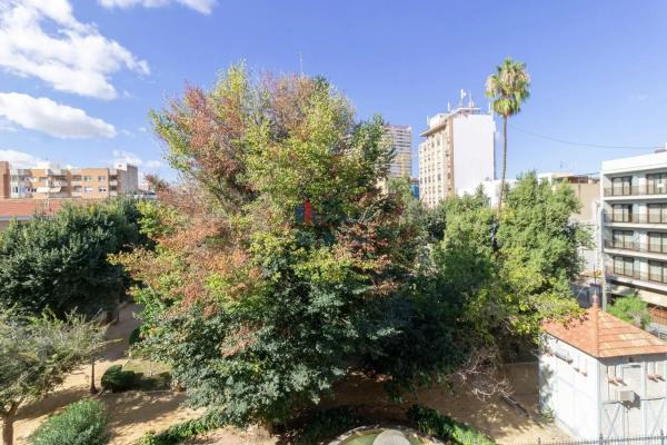 Piso en plaza Santa Teresa, 15