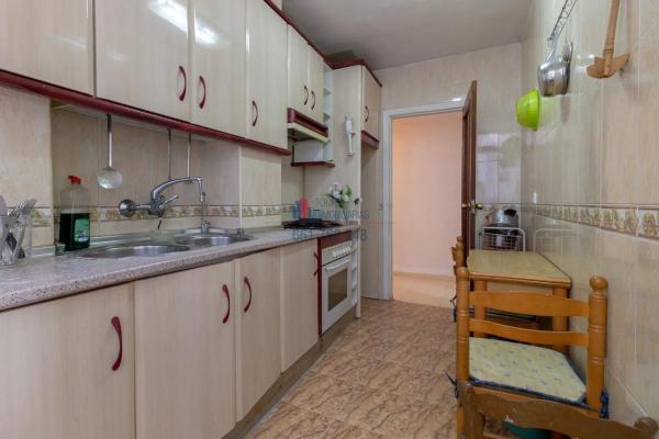 Piso en plaza Santa Teresa, 15