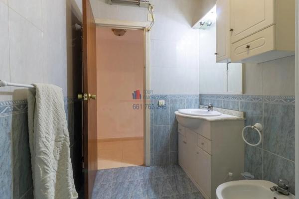 Piso en plaza Santa Teresa, 15