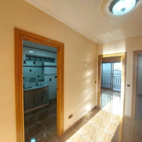 Casa independiente en calle Ceuta, 40