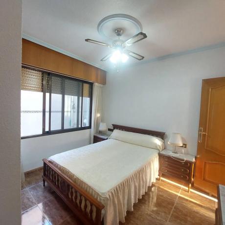 Casa independiente en calle Ceuta, 40